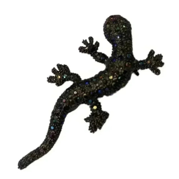 Vintage AB Pave Rhinestone Lizard Brooch Has a Star Hallmark on the back - Picture 1 of 4